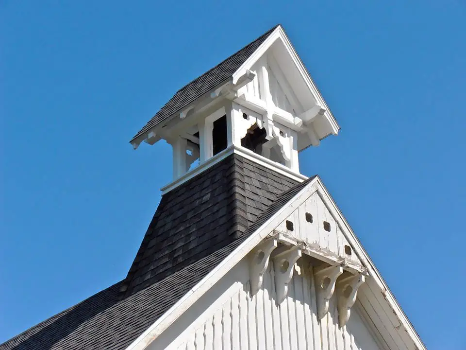 White-Church-Gallery-Grindstone-City-Michigan