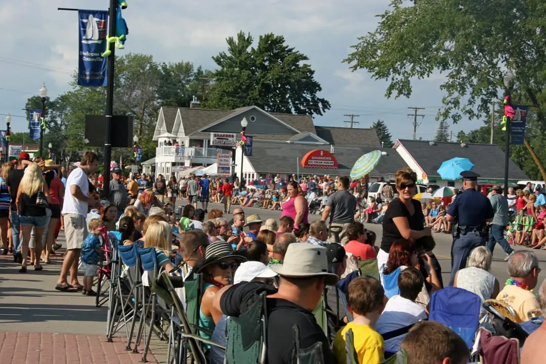 12 Hints For A Fun Day Trip To Caseville Cheeseburger Festival In 2025