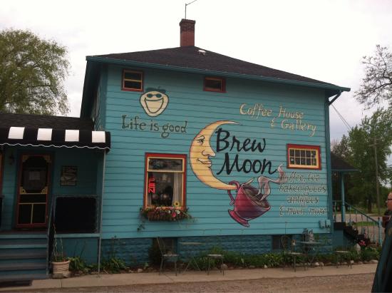 Blue Moon Coffee Shop - Breakfast places Near Me