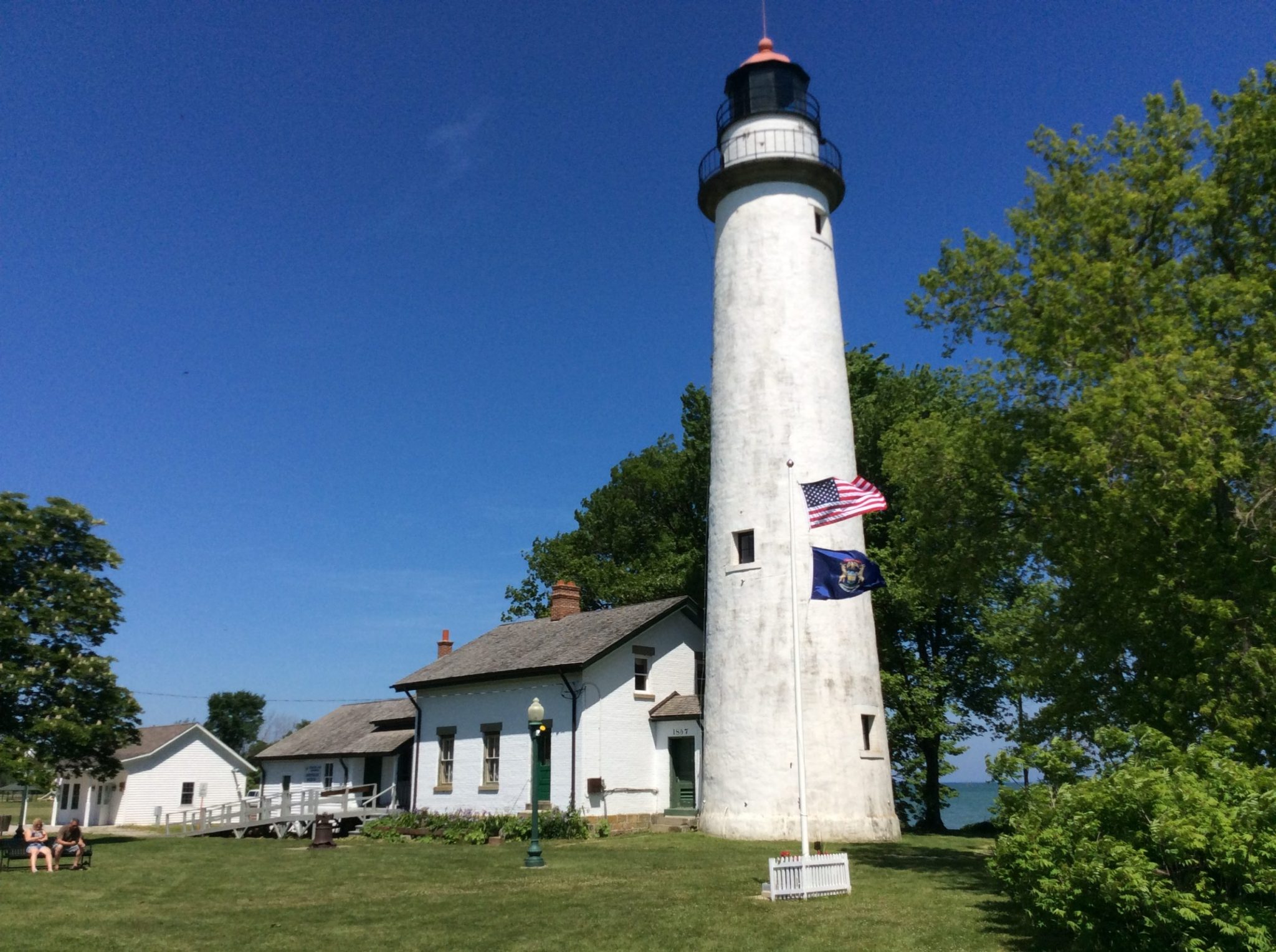 Haunted Michigan Pointe Aux Barques Lighthouse - Michigan Thumb