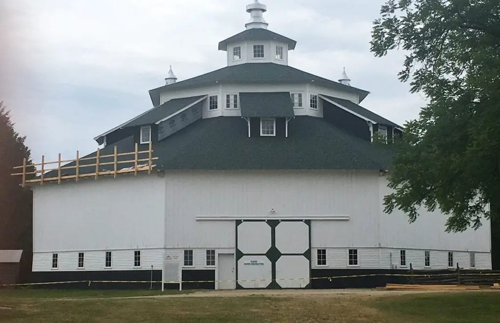 Octagon Barn Gagetown Michigan