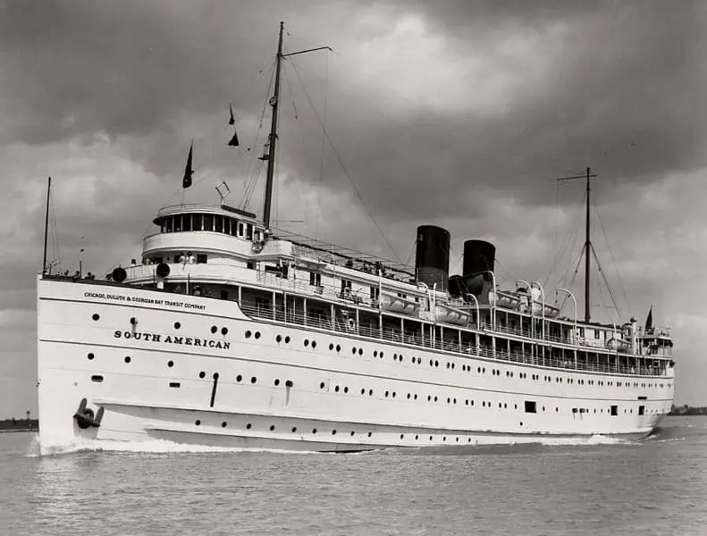 SS South American Underway - Great Lakes Cruising History