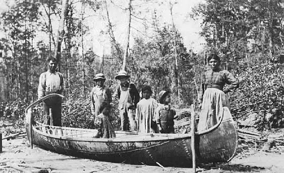 ojibwa canoe