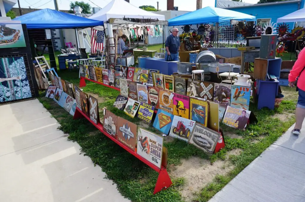 Port Austin Farmers Market Outdoor Stand