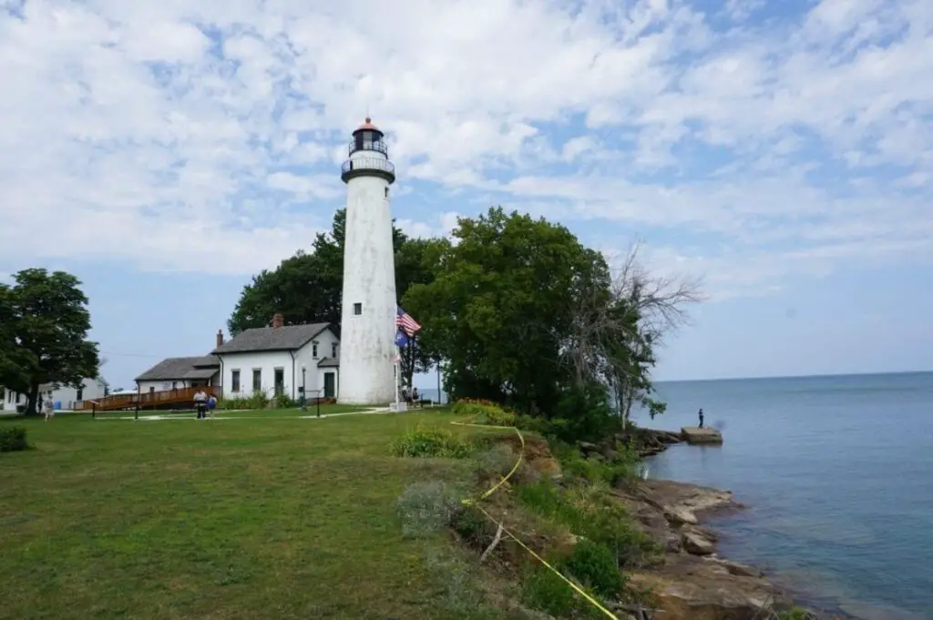 Shore Pointe Aux Barques Light