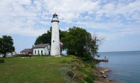 Shore Pointe Aux Barques Light