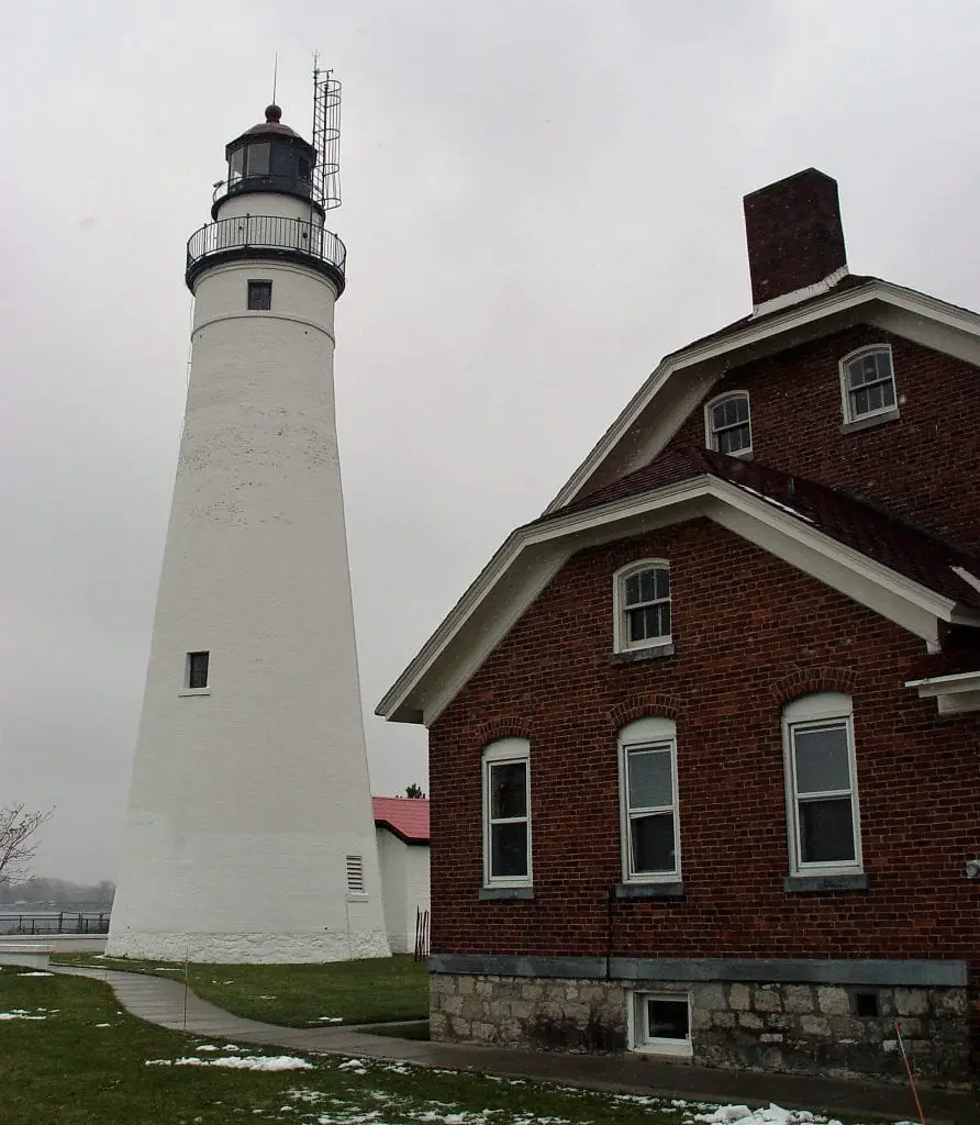 Fort Gratiot Lighthouse End