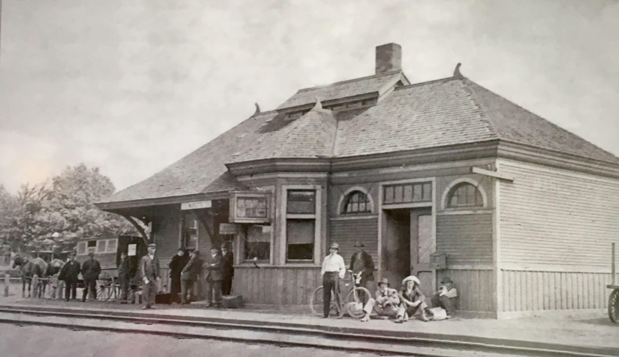 Marlette Depot with Passengers