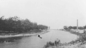 Port Crescent Pinnebog RIver 1931