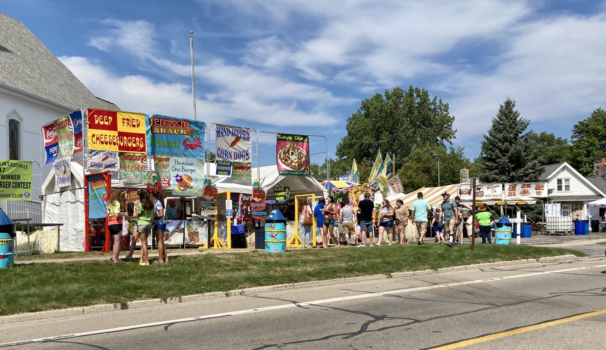 Lean Crowds At Slice of Cheeseburger in Caseville 2020