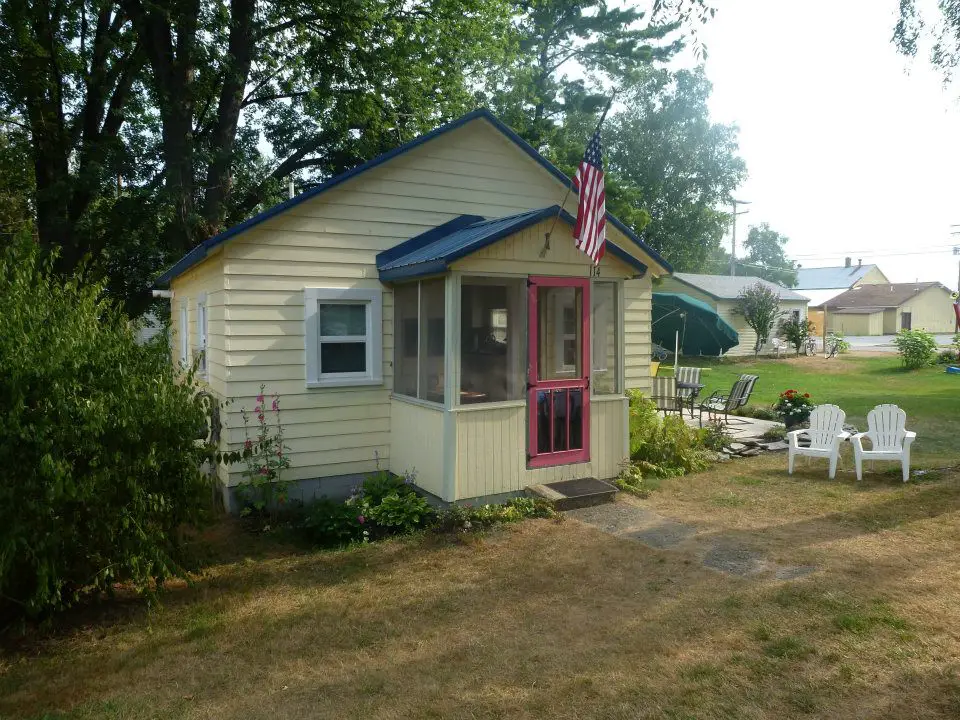 LIttle Yellow Cottages