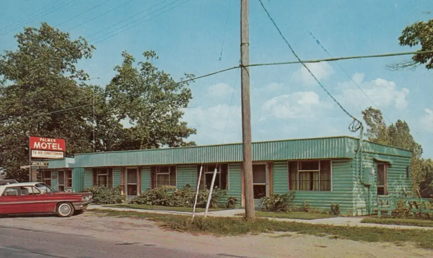 Vacation Vibes – Caseville Palmer Motel (1963)