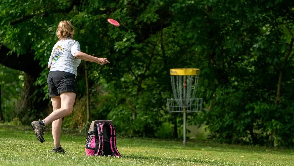11 Emerging Michigan Disc Golf Courses Fly Into The Thumb – 2023