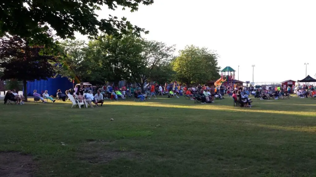 Pigeon Band Shell