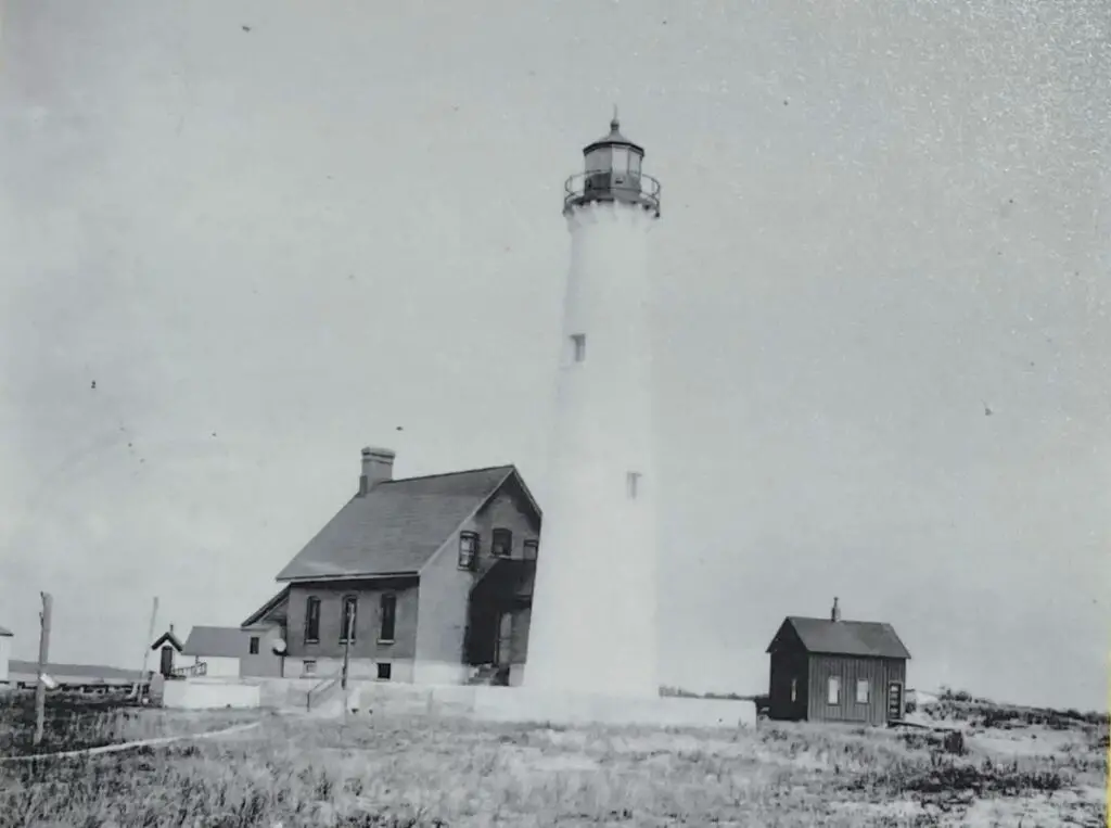 Tawas Light Oil House
