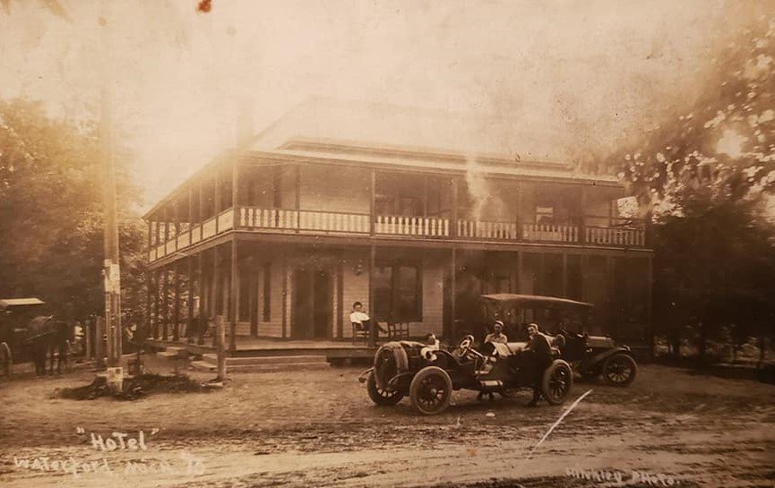 Hotel on a dirt road