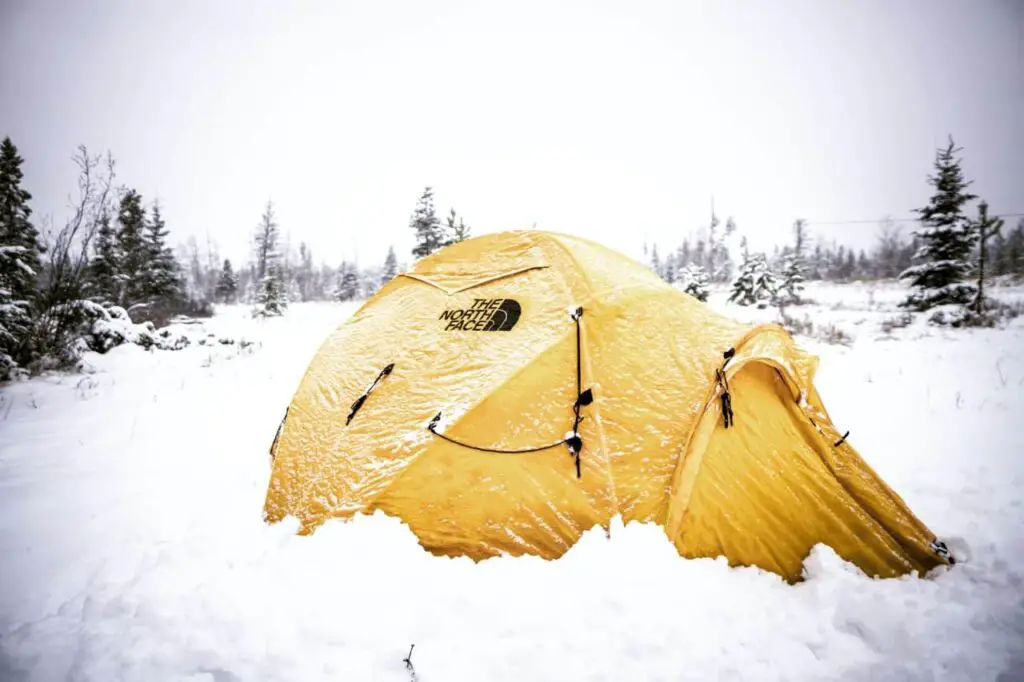 A tent in the snow