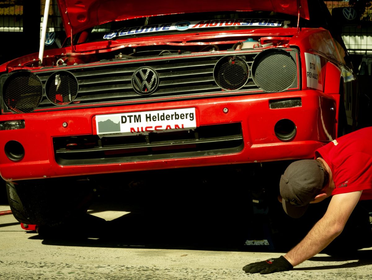 4 Ways to Save Money on Car Maintenance – How to Reduce the Cost of Maintaining and Owning a Car