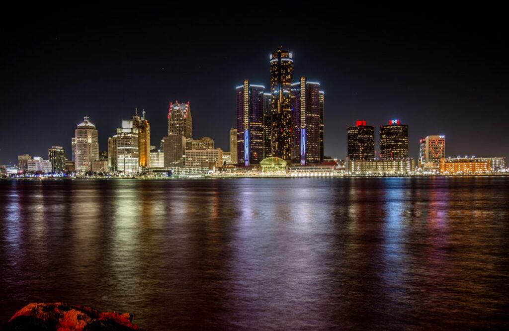 Detroit At Night - renting apartments in Michigan