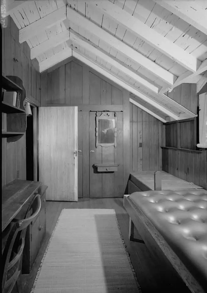 Cypress Log Cabin - Bedroom - Library of Congress