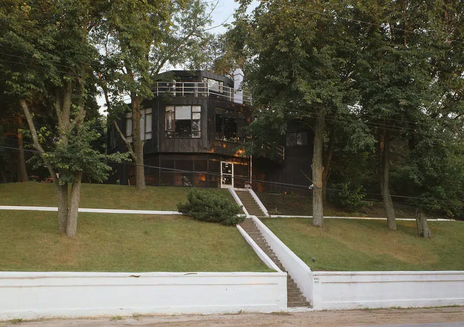 House of Tomorrow - Front