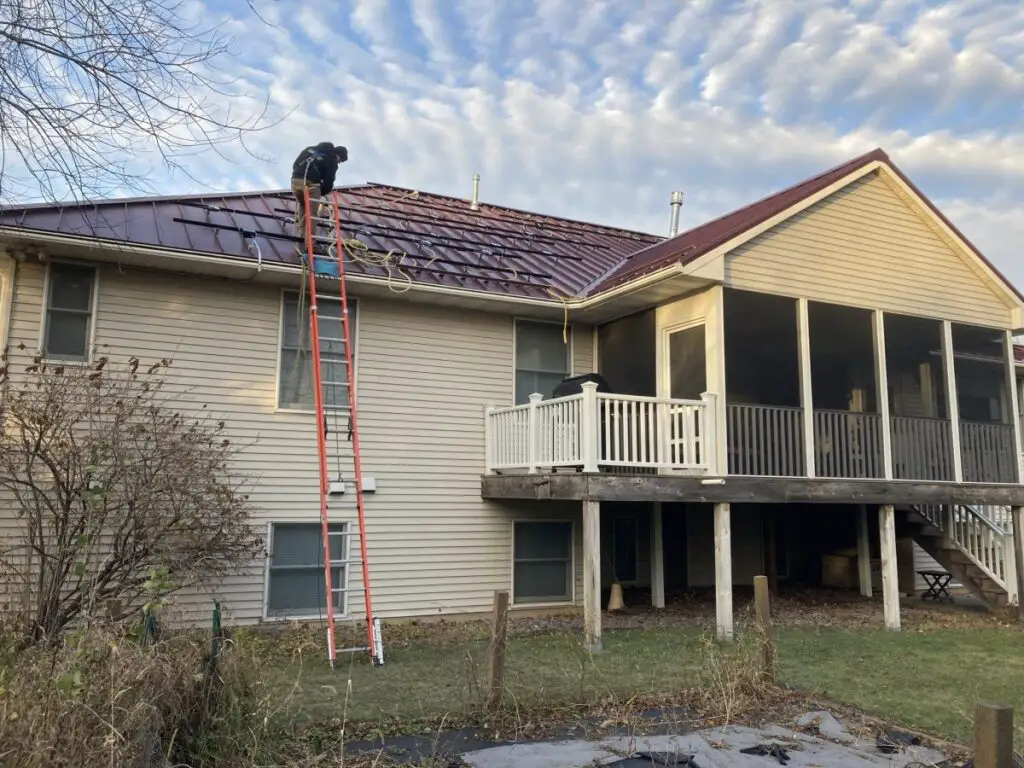 Installing 10kW Solar Systems - Bracket Install