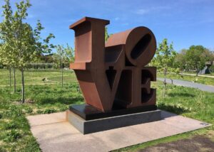 Love Sculpture