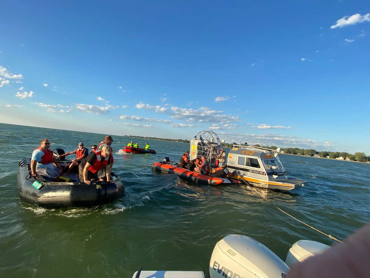 Huron County First Responders Hone Rescue Skills On Saginaw Bay