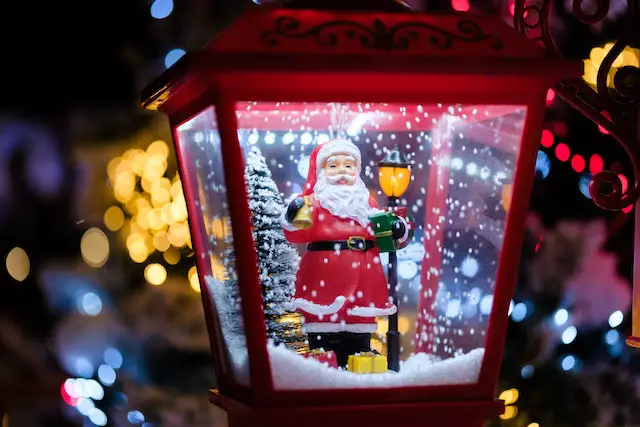 Southeast Michigan towns with awesome holiday events
