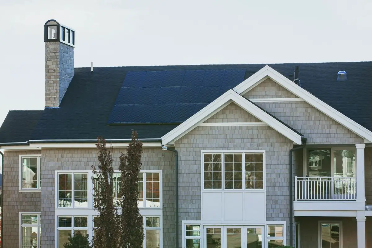 Why Don't More Homes Have Solar Panels Installed