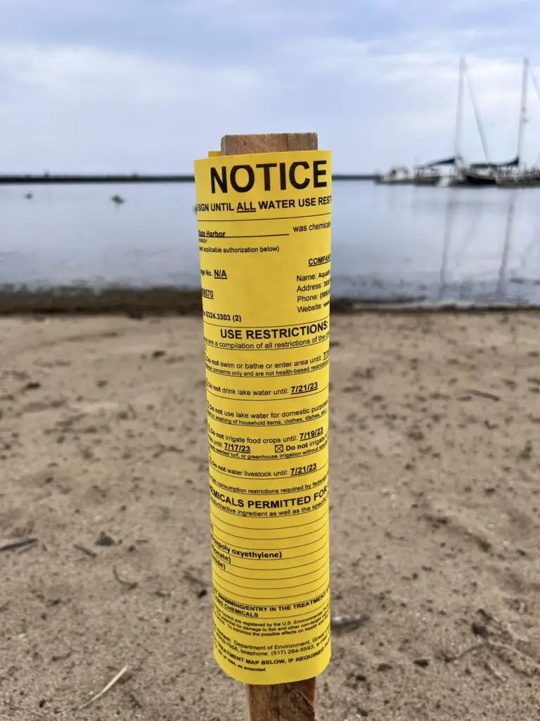 Saginaw Bay Muck Warning