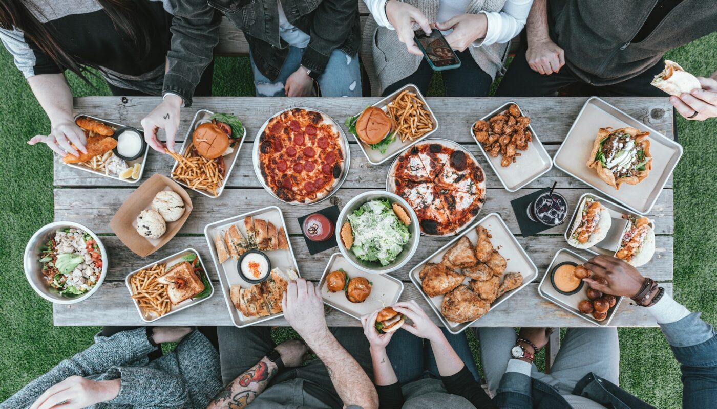 An array of fresh, locally sourced produce, representative of Farm-to-Table Diets in Michigan