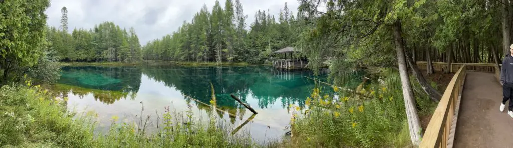 Kitch-iti-kipi Spring