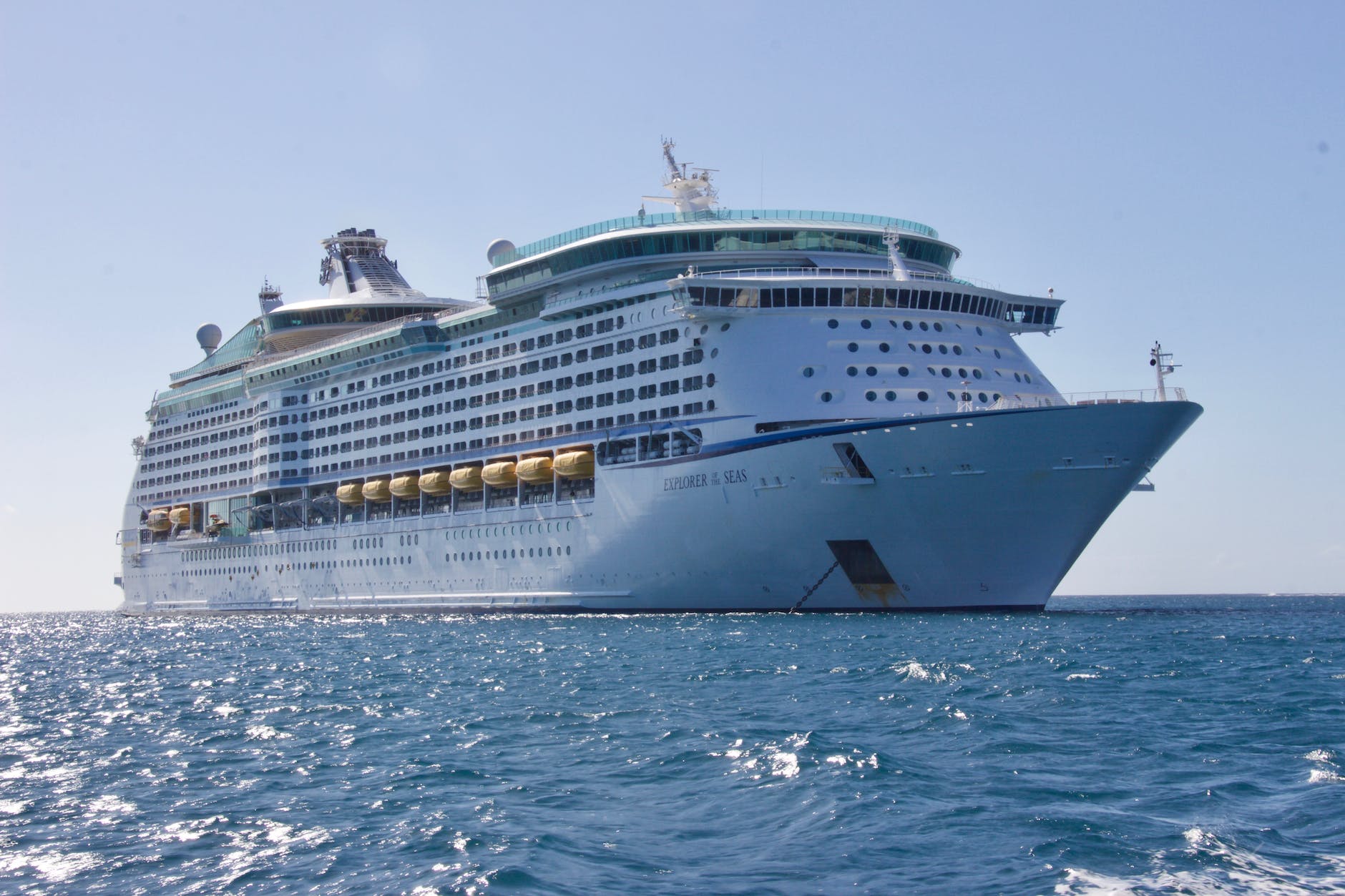 white cruise ship - Jamaica Cruise Tours