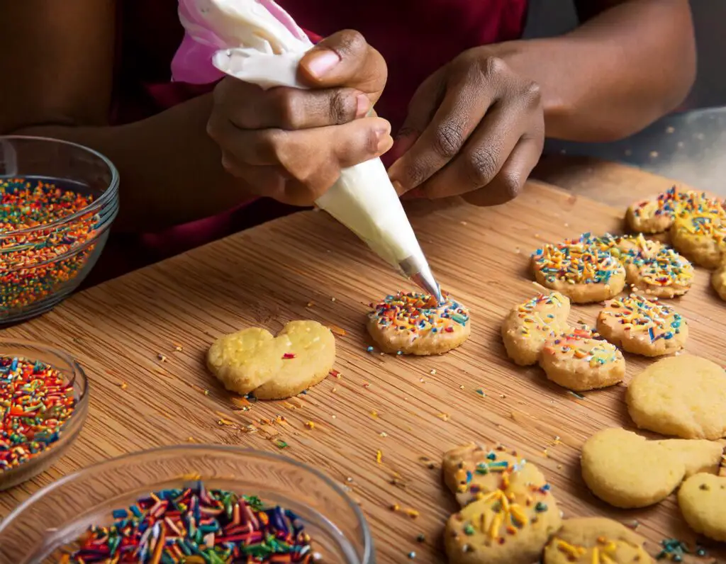  festive cookie frosting