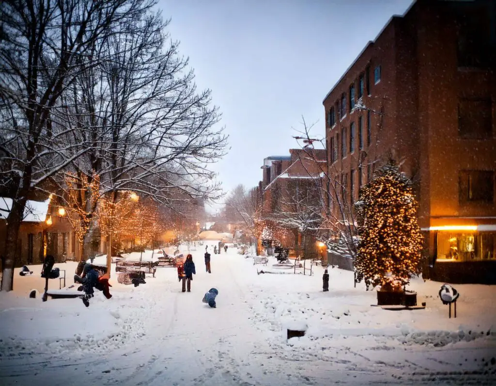 marquette snowfall