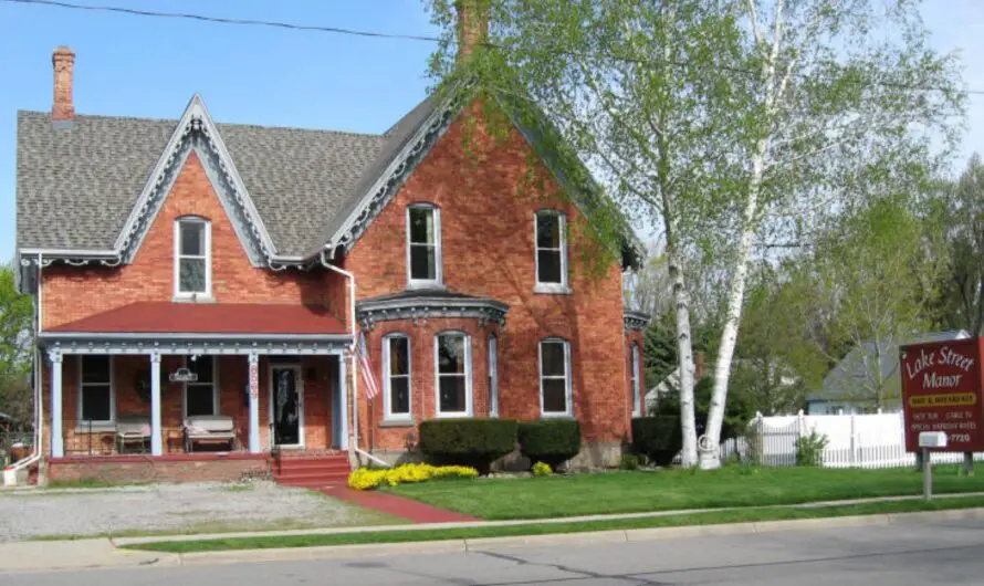 Smith-Culhane House – The Stunning Port Austin Victorian Home From 1871