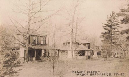 Resort Scene - Harbor Beach Resort