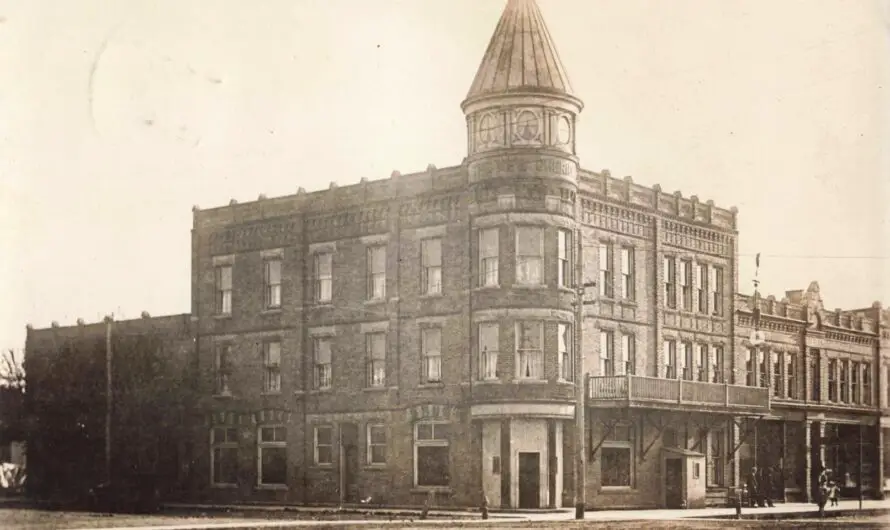 The Lost Skyscraper of Cass City – The New Sheridan Hotel Then and Now.