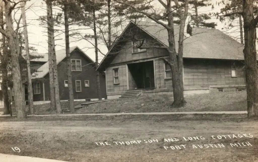 Thompson and Long Cottages