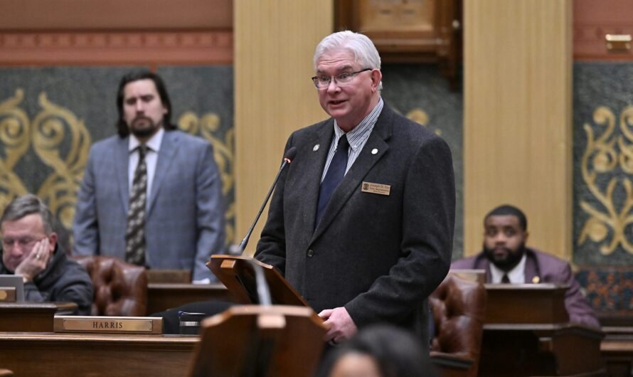 Michigan Immigration Policy Fight Intensifies as Rep. Fox Backs Sanctuary City Ban