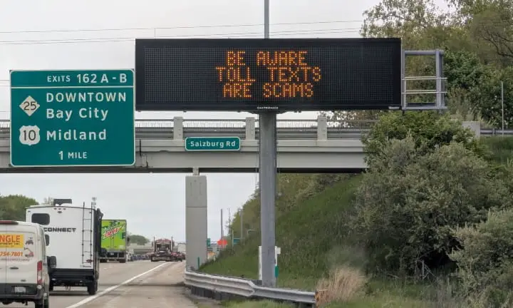 Toll Scam Warning Michigan – MDOT Turns to Highway Signs to Combat Holiday Fraud Spike
