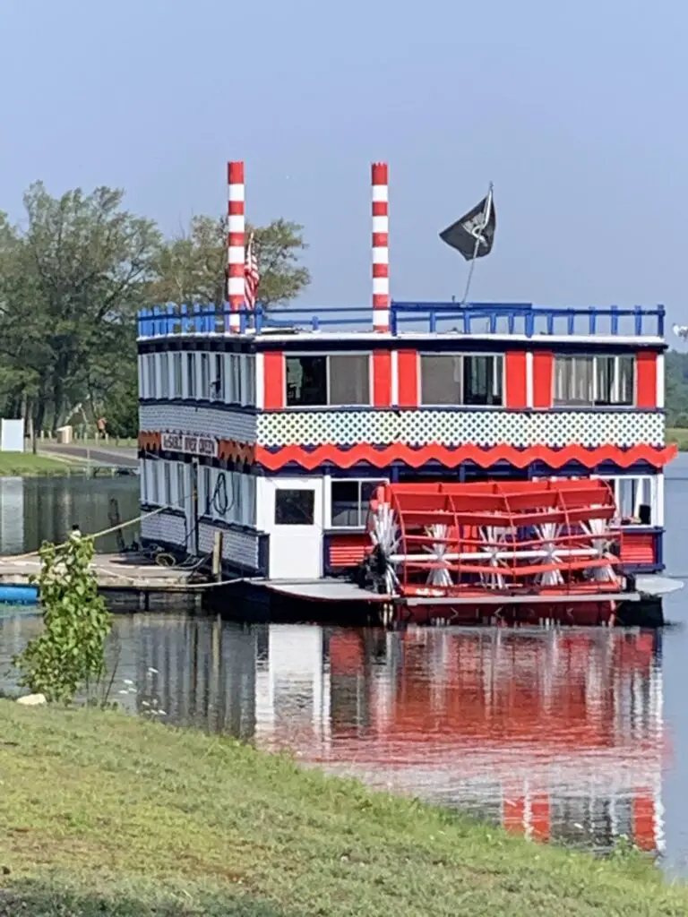 AuSable River Queen at Dock