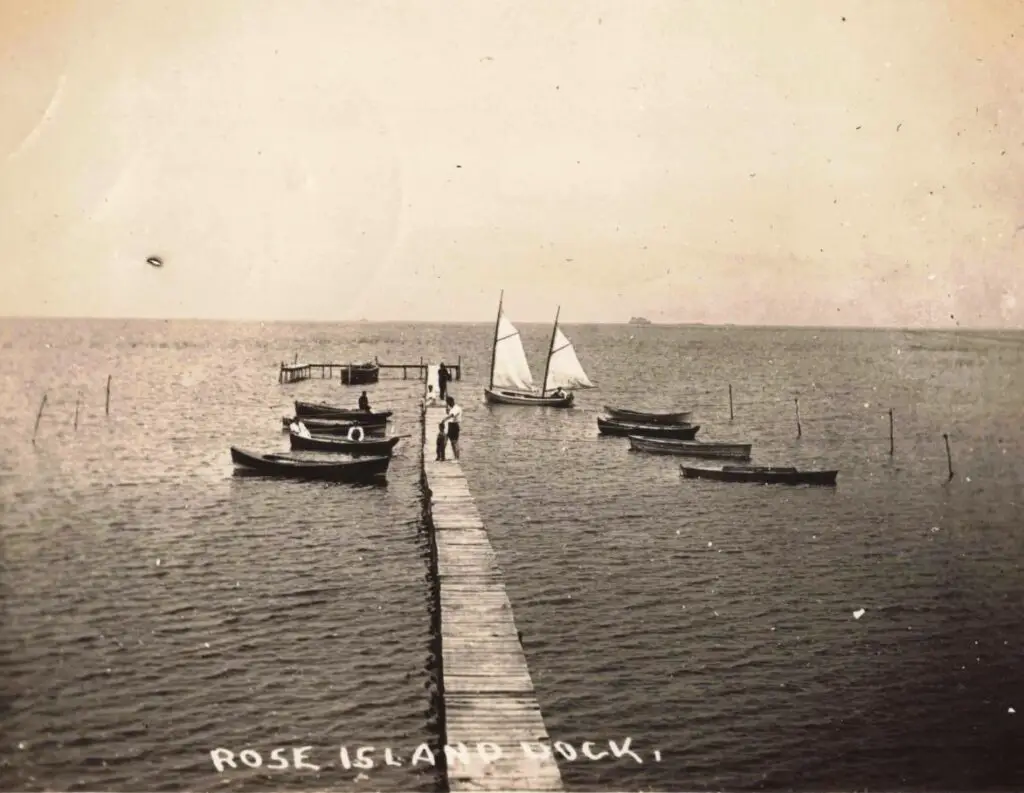 Dock at Rose Island