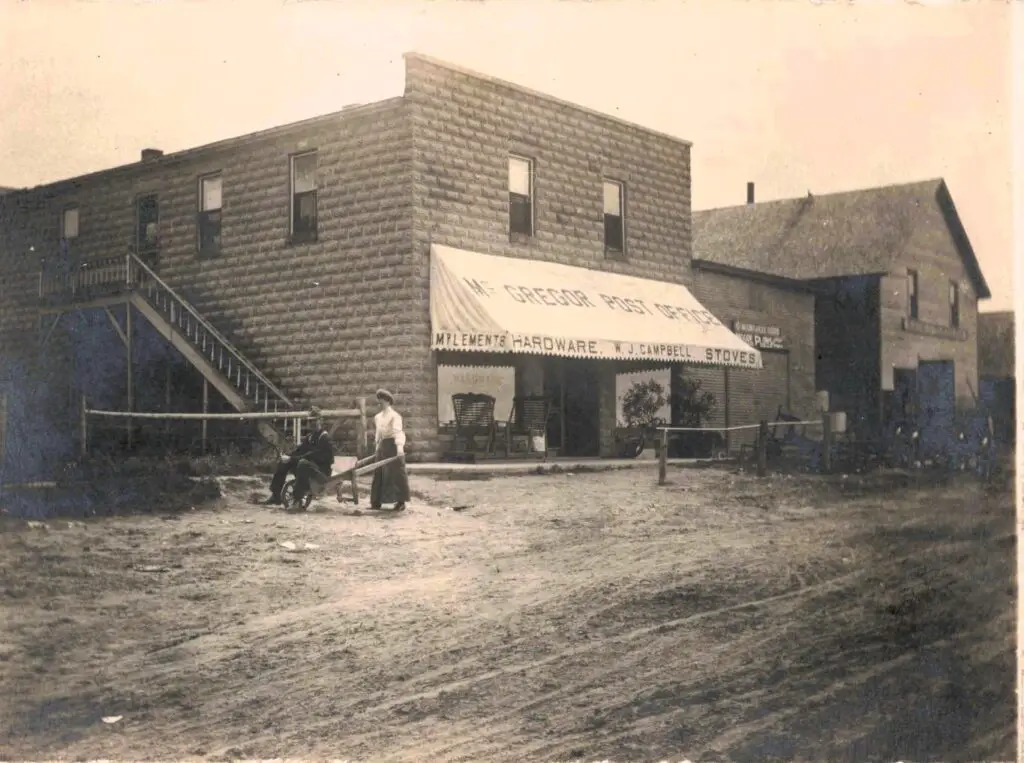 Historic post office with hardware store