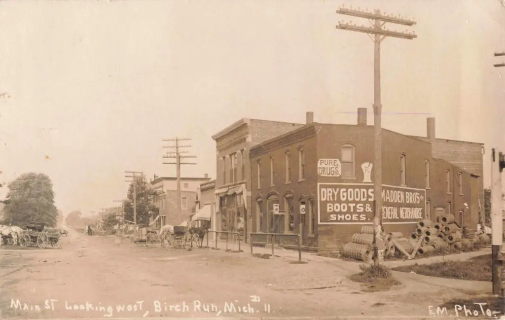 Historic street view of Birch Run