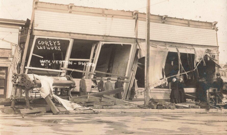 November 11, 1911 Cyclone at Owosso, Michigan-  The Night the City Never Forgot – Video