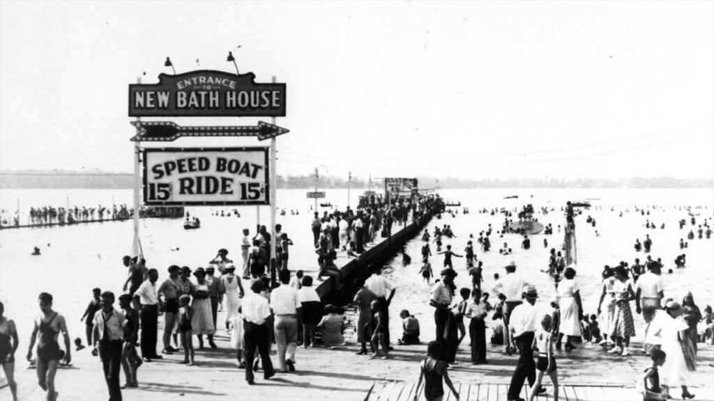 Walled lake Bath House