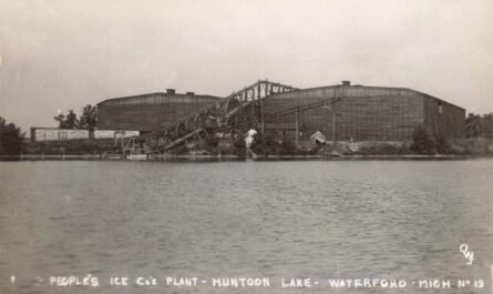 People's Ice Co.'s Plant - Huntoon Lake