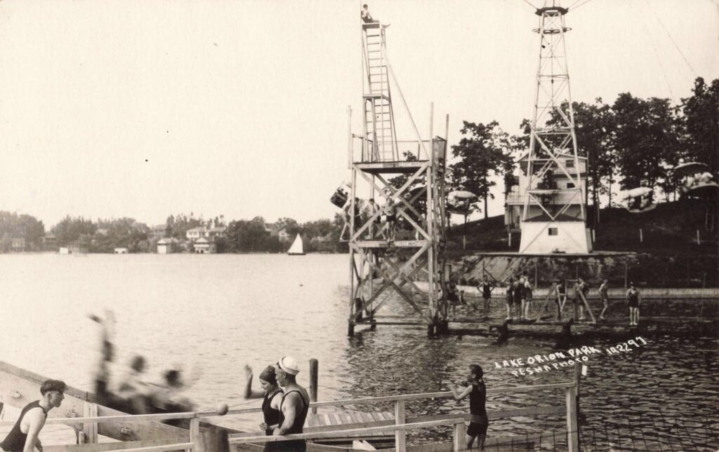 Park Island Diving Stands, Lake Orion, Mich.” (postcard image)